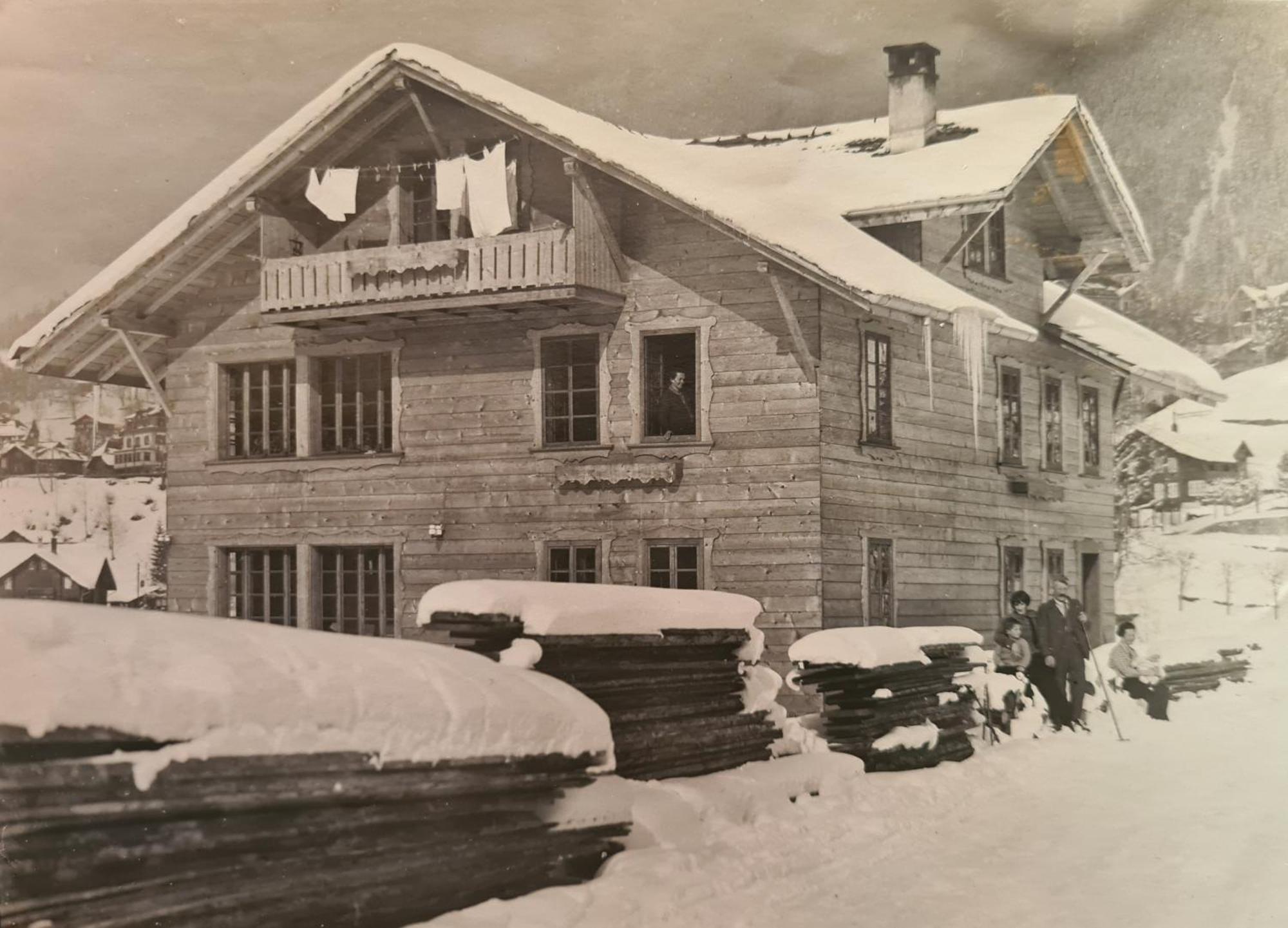 Appartamento Traditional Chalet In Wengen - Top Floor Esterno foto